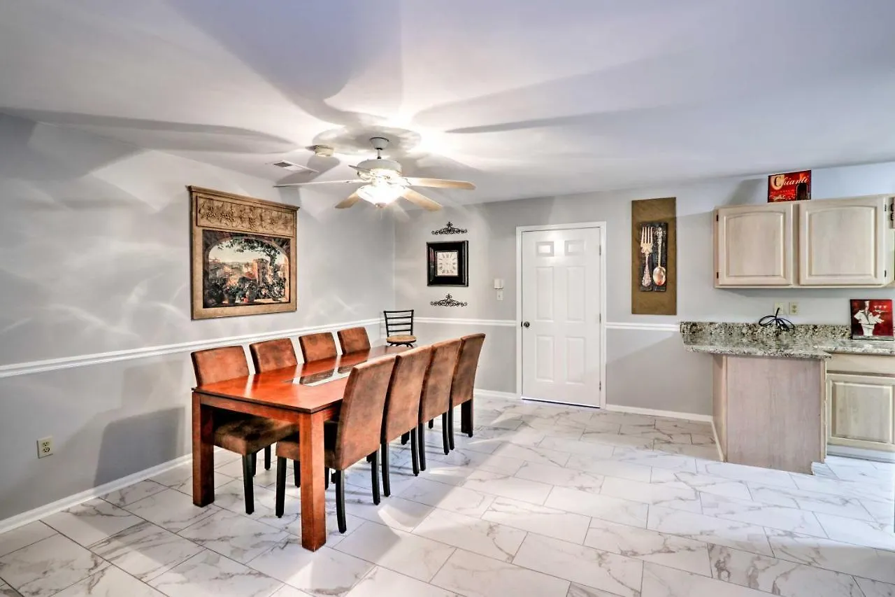 Casa vacanze Quiet Memphis Home On 20 Acres 10 Mi To Downtown!